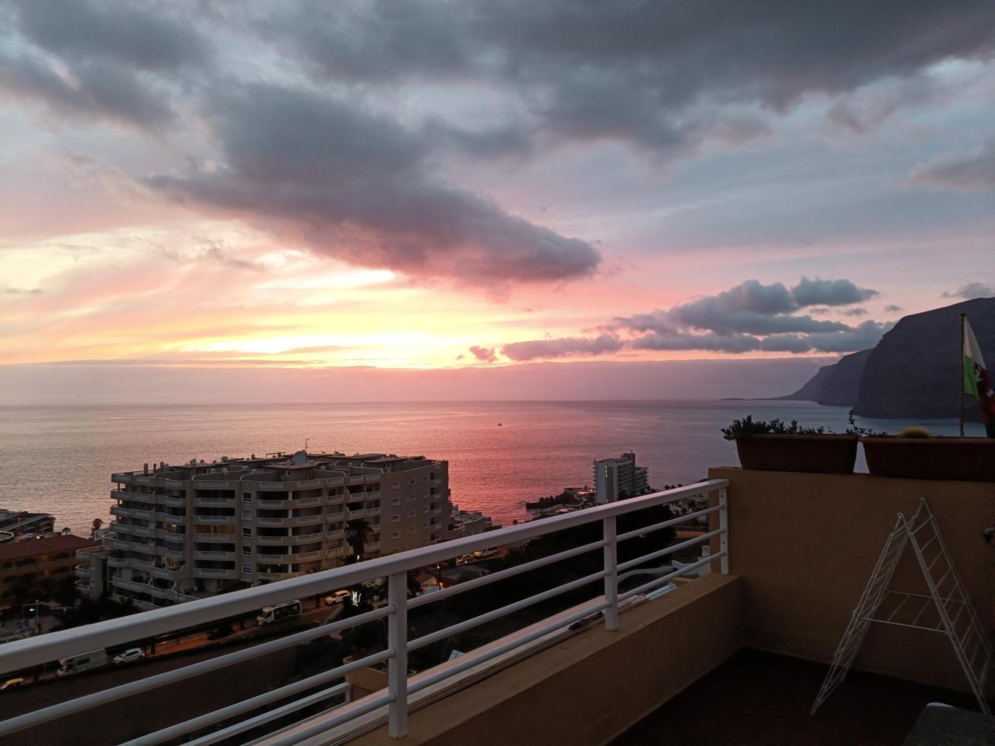 Panomaric Sea View - Sol Apartment Puerto de Santiago  Ngoại thất bức ảnh